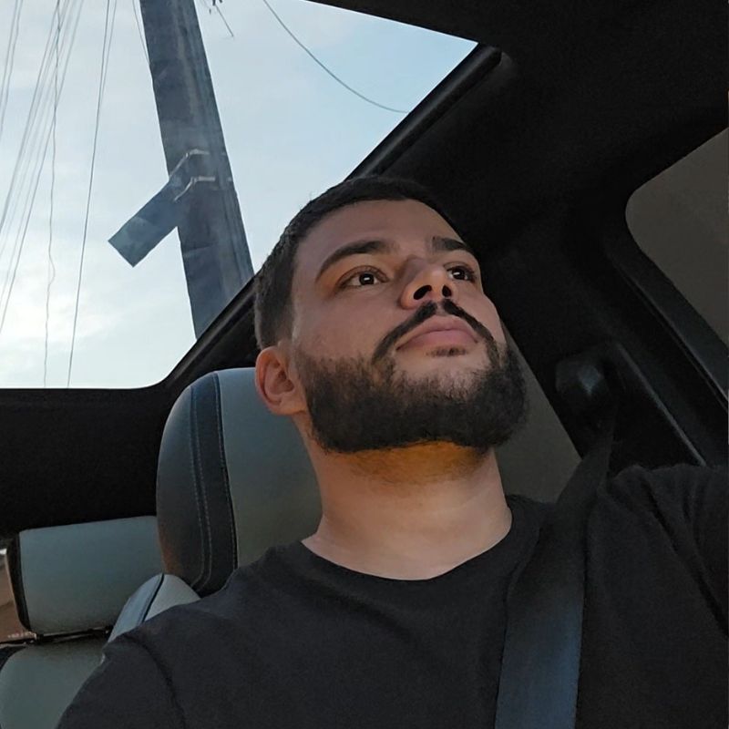 Foto de Gustavo, especialista em tráfego pago em Goiânia